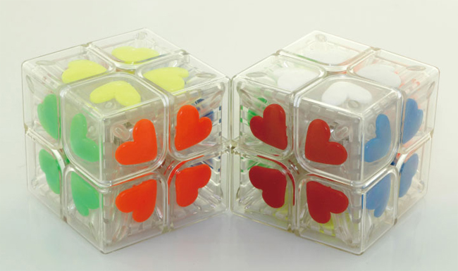 Funs Puzzle ShiShuang Peach Heart 2x2x2 Magic Cube